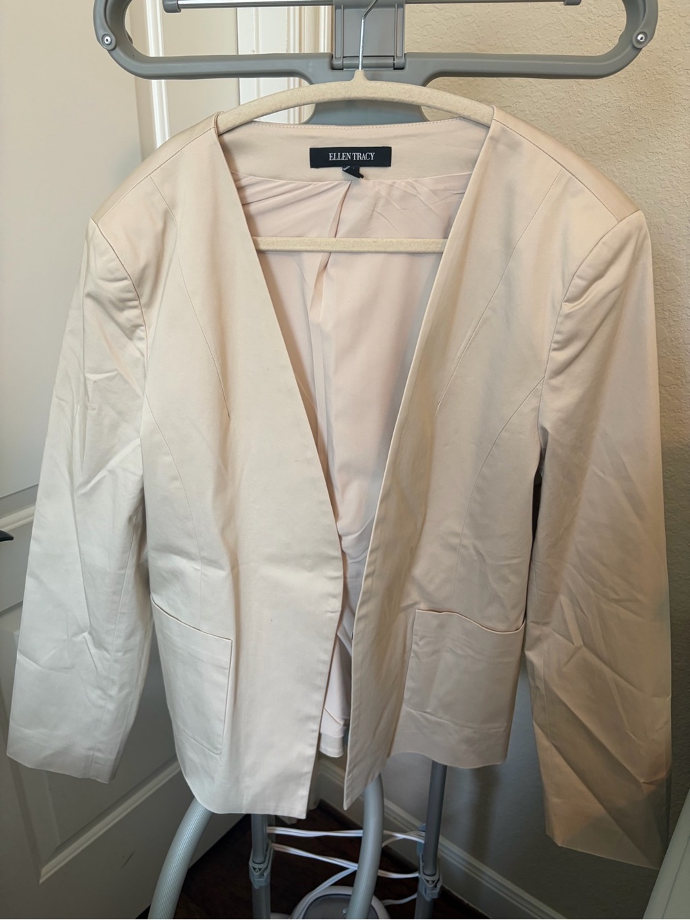 Ellen Tracy Light Cream Open-Front Blazer Jacket
